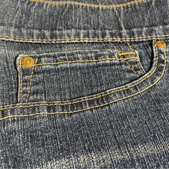Levi’s 513 Button Fly traditional 5-pckt Bootcut denim Jeans - Size Unknown - Picture 10 of 11